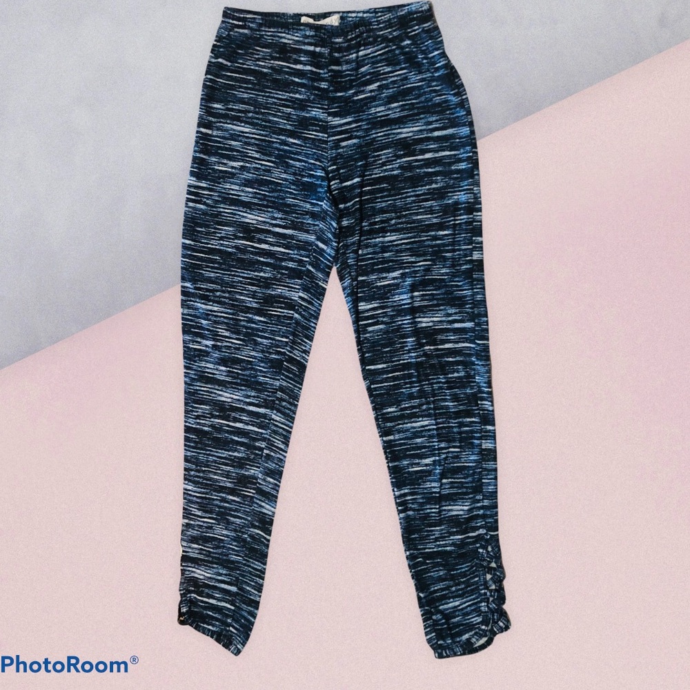 🛍 3 for $15 Cute & Soft Leggings!